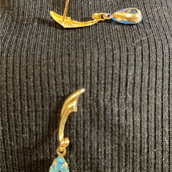 Elegant 14K Gold Blue Topaz Teardrop Earrings
